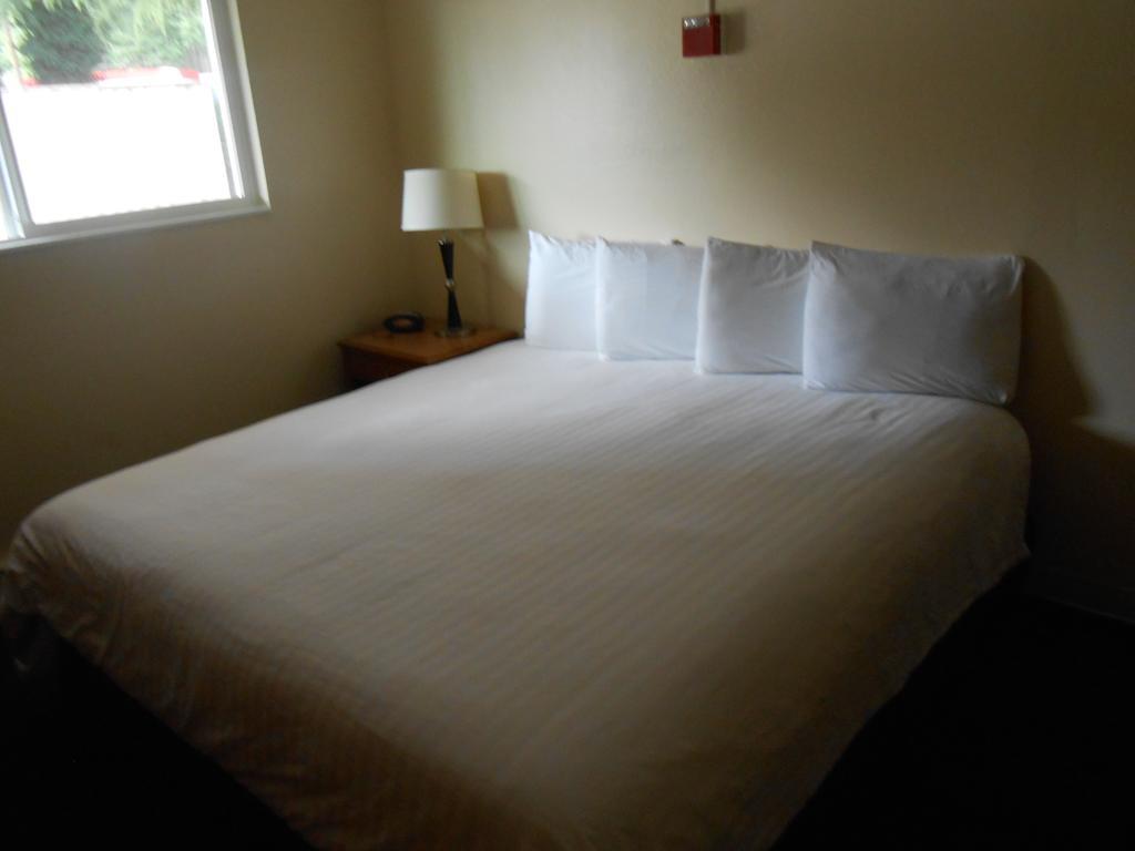 Sunrise Garden Suites Tukwila Exteriör bild